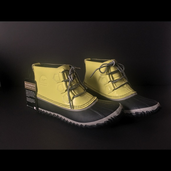 Sorel “Out n About Rain” leather ankle boots. Sz 8 - Picture 7 of 8